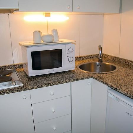 Apartamentos Descartes Barcelona Rom bilde