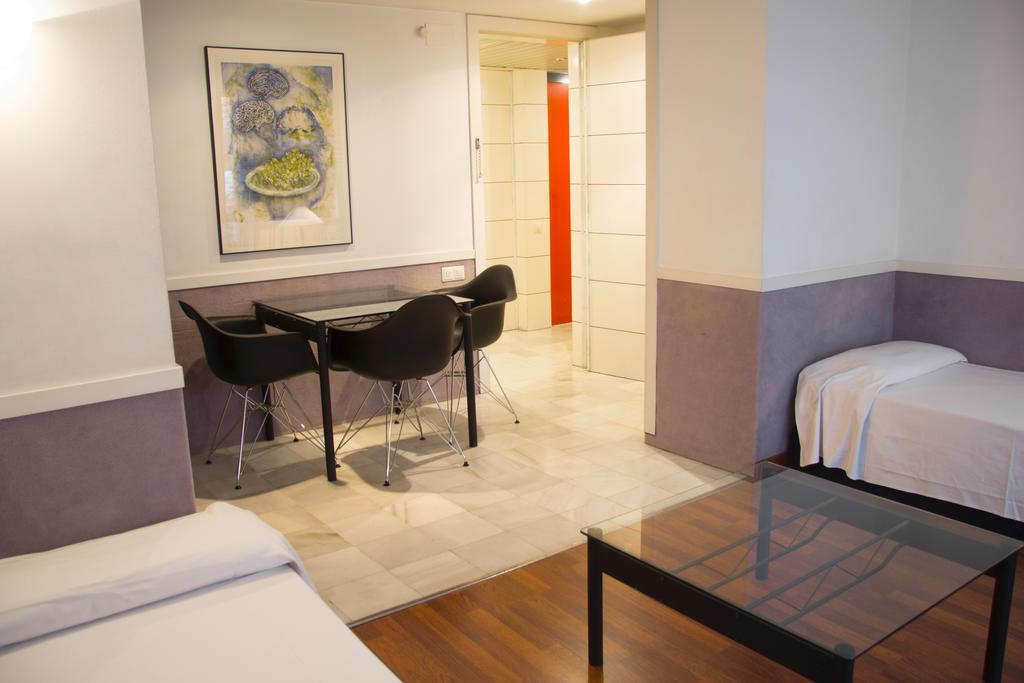 Apartamentos Descartes Barcelona Eksteriør bilde