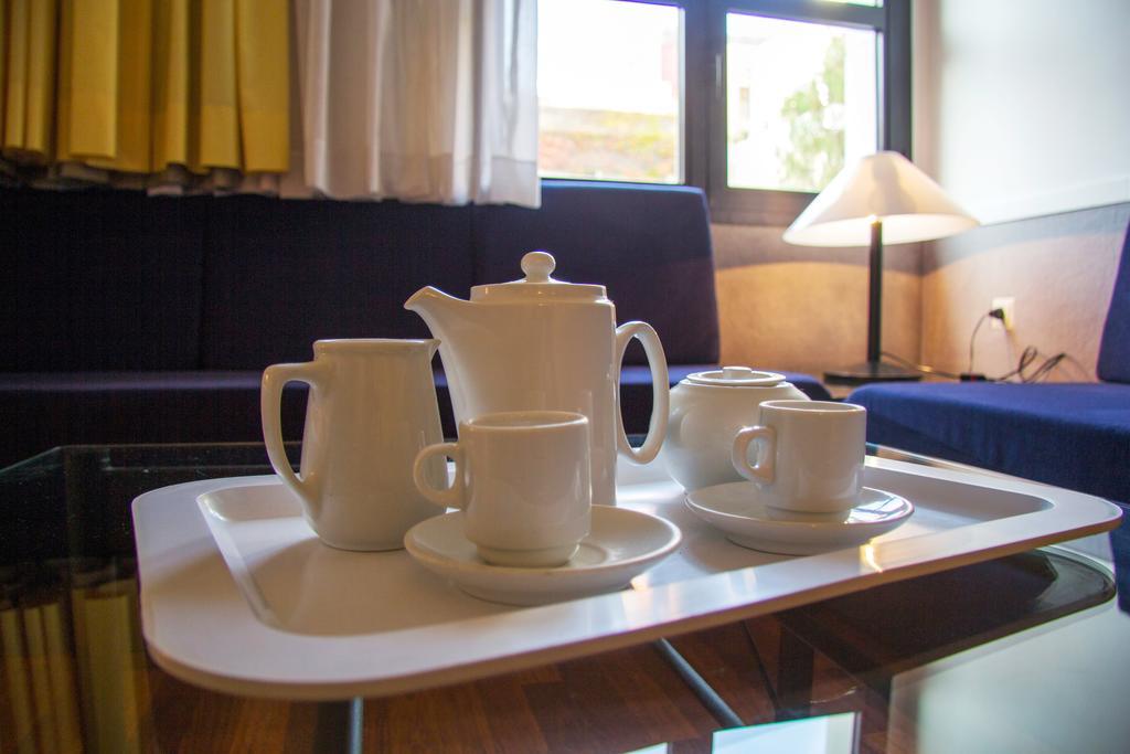 Apartamentos Descartes Barcelona Eksteriør bilde