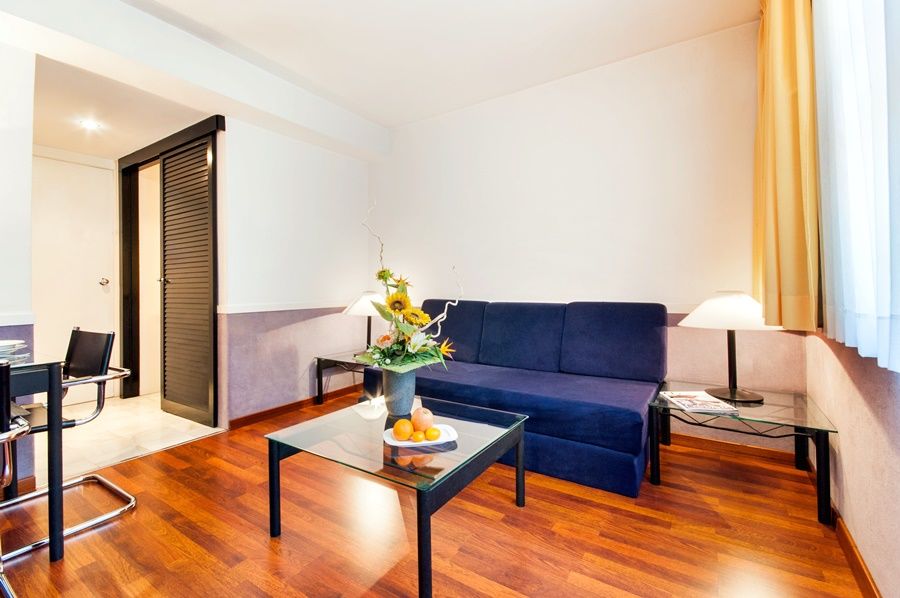 Apartamentos Descartes Barcelona Eksteriør bilde